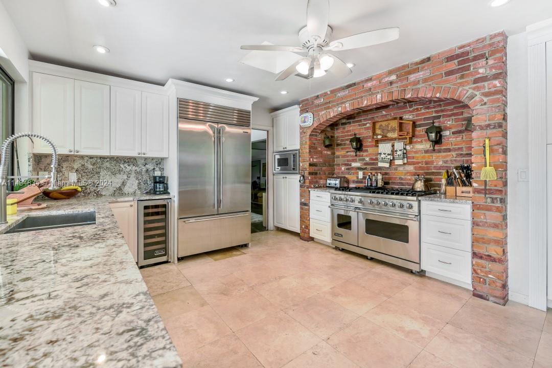 3660 N 55th Ave, Hollywood, Florida 33021, 5 Bedrooms Bedrooms, ,4 BathroomsBathrooms,Residential,For Sale,3660 N 55th Ave,A11484834