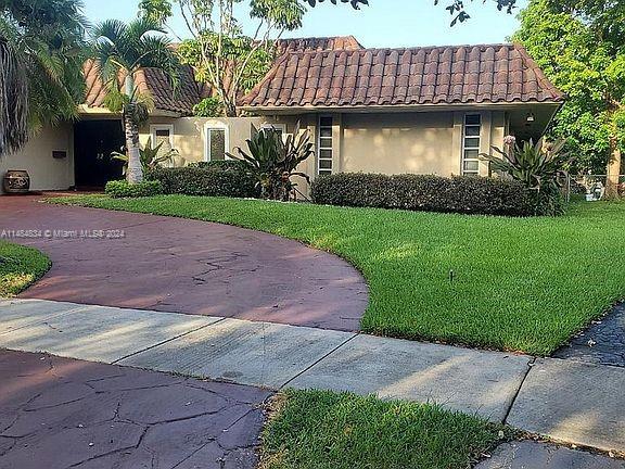 3660 N 55th Ave, Hollywood, Florida 33021, 5 Bedrooms Bedrooms, ,4 BathroomsBathrooms,Residential,For Sale,3660 N 55th Ave,A11484834