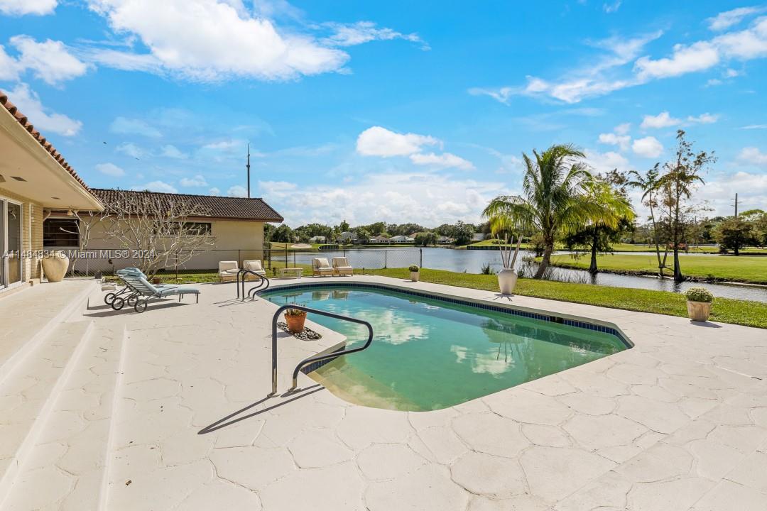 3660 N 55th Ave, Hollywood, Florida 33021, 5 Bedrooms Bedrooms, ,4 BathroomsBathrooms,Residential,For Sale,3660 N 55th Ave,A11484834