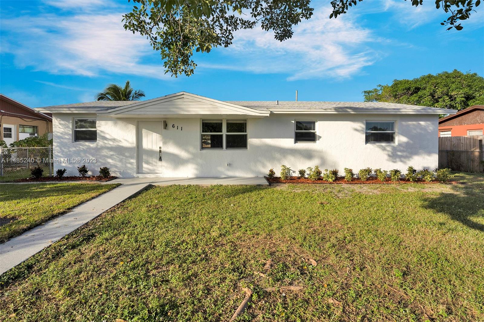611 SW 11th Dr, Deerfield Beach, Florida 33441, 3 Bedrooms Bedrooms, ,2 BathroomsBathrooms,Residential,For Sale,611 SW 11th Dr,A11485240