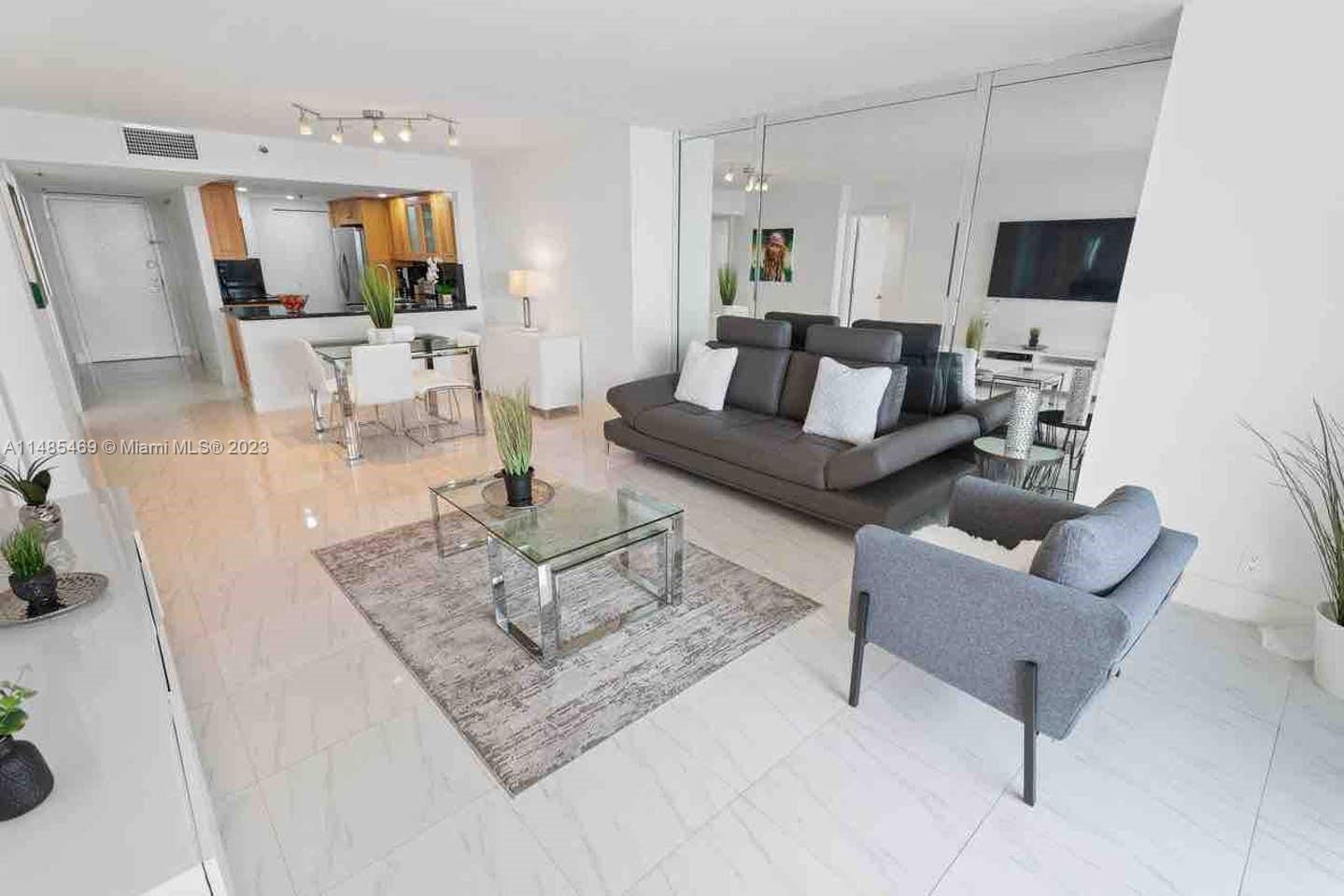 1717 N Bayshore Dr C-4037, Miami, Florida 33132, 1 Bedroom Bedrooms, ,1 BathroomBathrooms,Residentiallease,For Rent,1717 N Bayshore Dr C-4037,A11485469