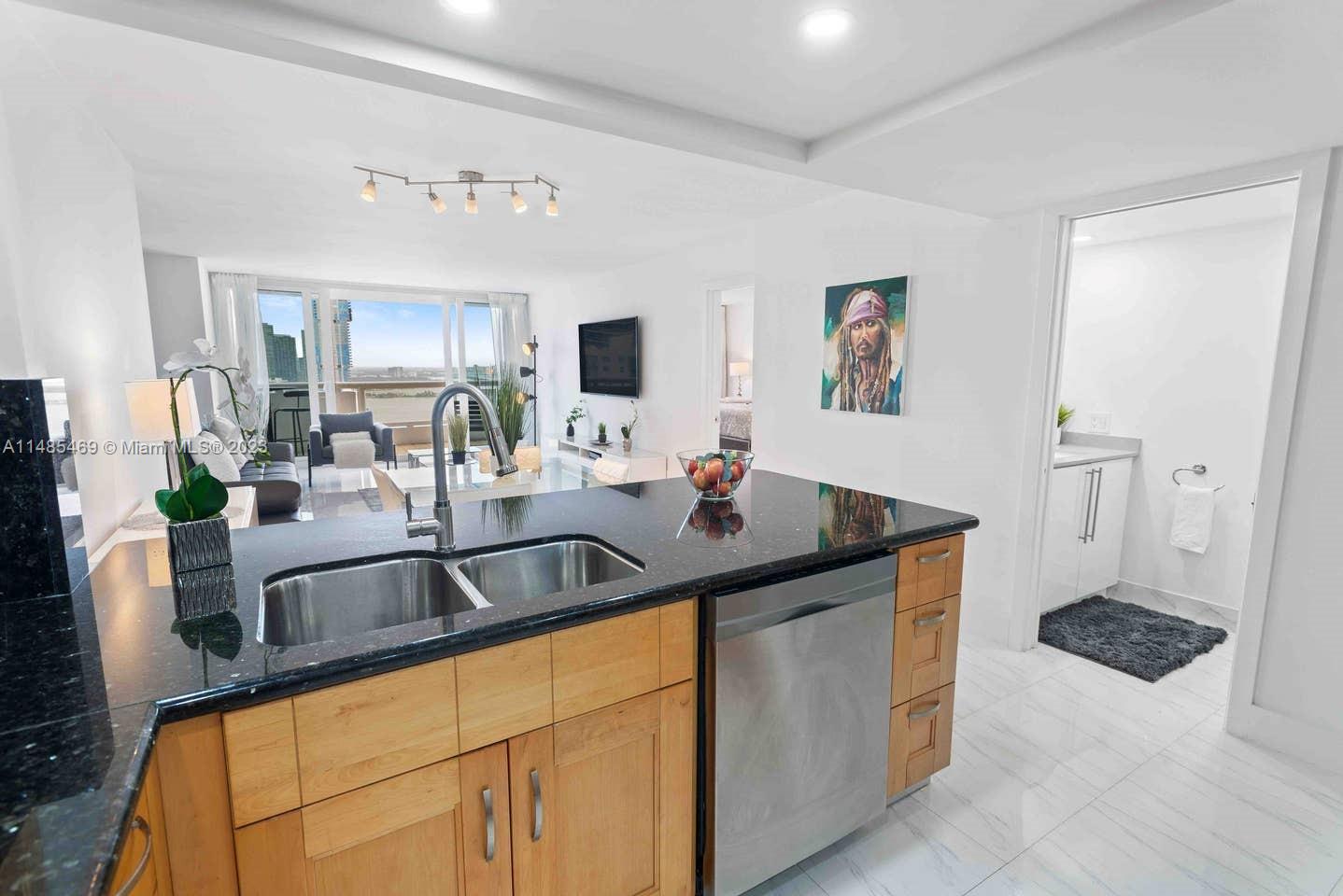 1717 N Bayshore Dr C-4037, Miami, Florida 33132, 1 Bedroom Bedrooms, ,1 BathroomBathrooms,Residentiallease,For Rent,1717 N Bayshore Dr C-4037,A11485469