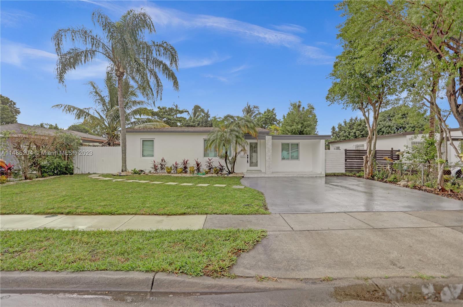 40 NW 125th St  For Sale A11485204, FL