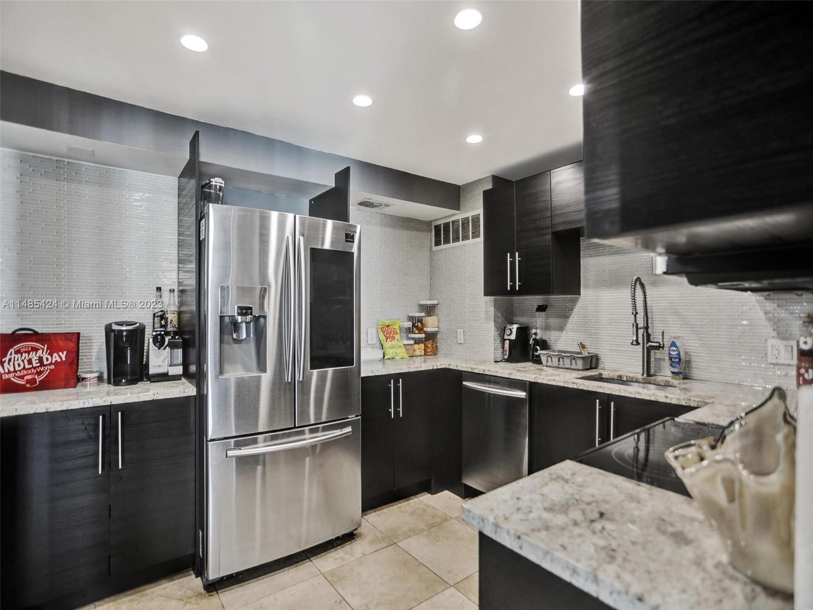 2851 183rd St, Aventura, FL, 33160 United States, 2 Bedrooms Bedrooms, ,2 BathroomsBathrooms,Residential,For Sale,183rd St,A11485424
