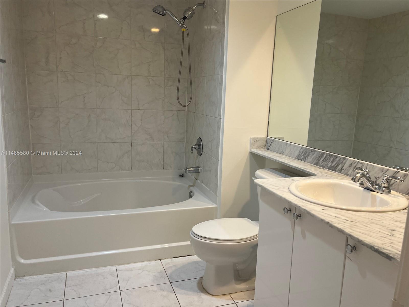 18800 NE 29th Ave 629, Aventura, Florida 33180, 2 Bedrooms Bedrooms, ,2 BathroomsBathrooms,Residential,For Sale,18800 NE 29th Ave 629,A11485580