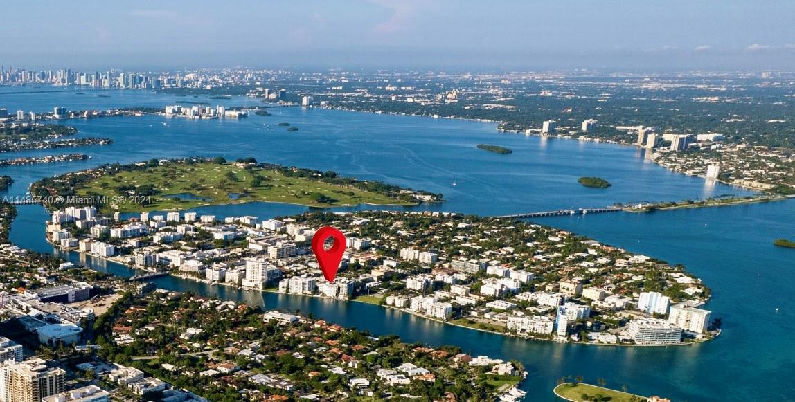 9881 E Bay Harbor Dr 304, Bay Harbor Islands, Florida 33154, 1 Bedroom Bedrooms, ,1 BathroomBathrooms,Residentiallease,For Rent,9881 E Bay Harbor Dr 304,A11485740