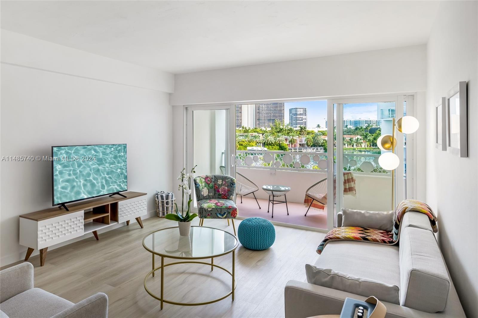 9881 E Bay Harbor Dr 304, Bay Harbor Islands, Florida 33154, 1 Bedroom Bedrooms, ,1 BathroomBathrooms,Residentiallease,For Rent,9881 E Bay Harbor Dr 304,A11485740