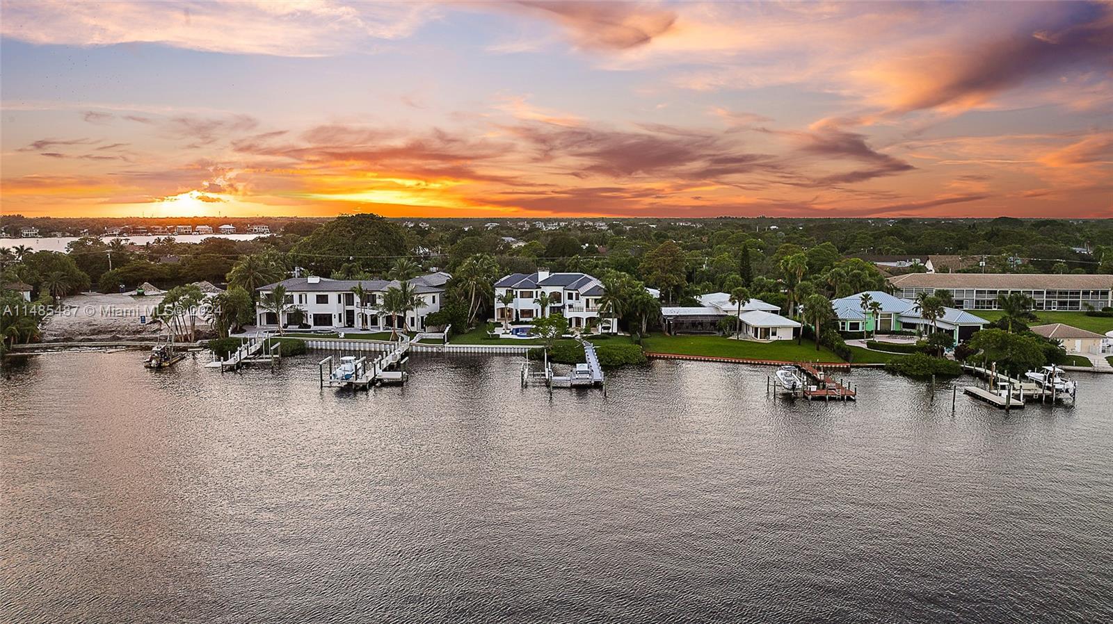 19020 Point Dr., Tequesta, FL, 33469 United States, 5 Bedrooms Bedrooms, ,5 BathroomsBathrooms,Residential,For Sale,Point Dr.,A11485487