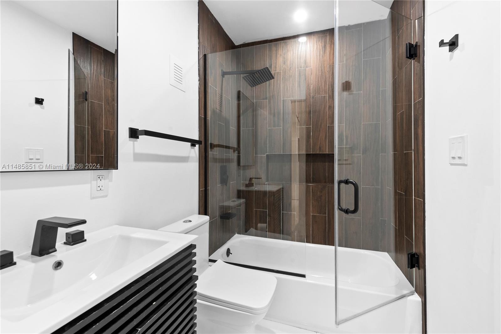 941 NE 83rd St, Miami, Florida 33138, 4 Bedrooms Bedrooms, ,3 BathroomsBathrooms,Residentiallease,For Rent,941 NE 83rd St,A11485851