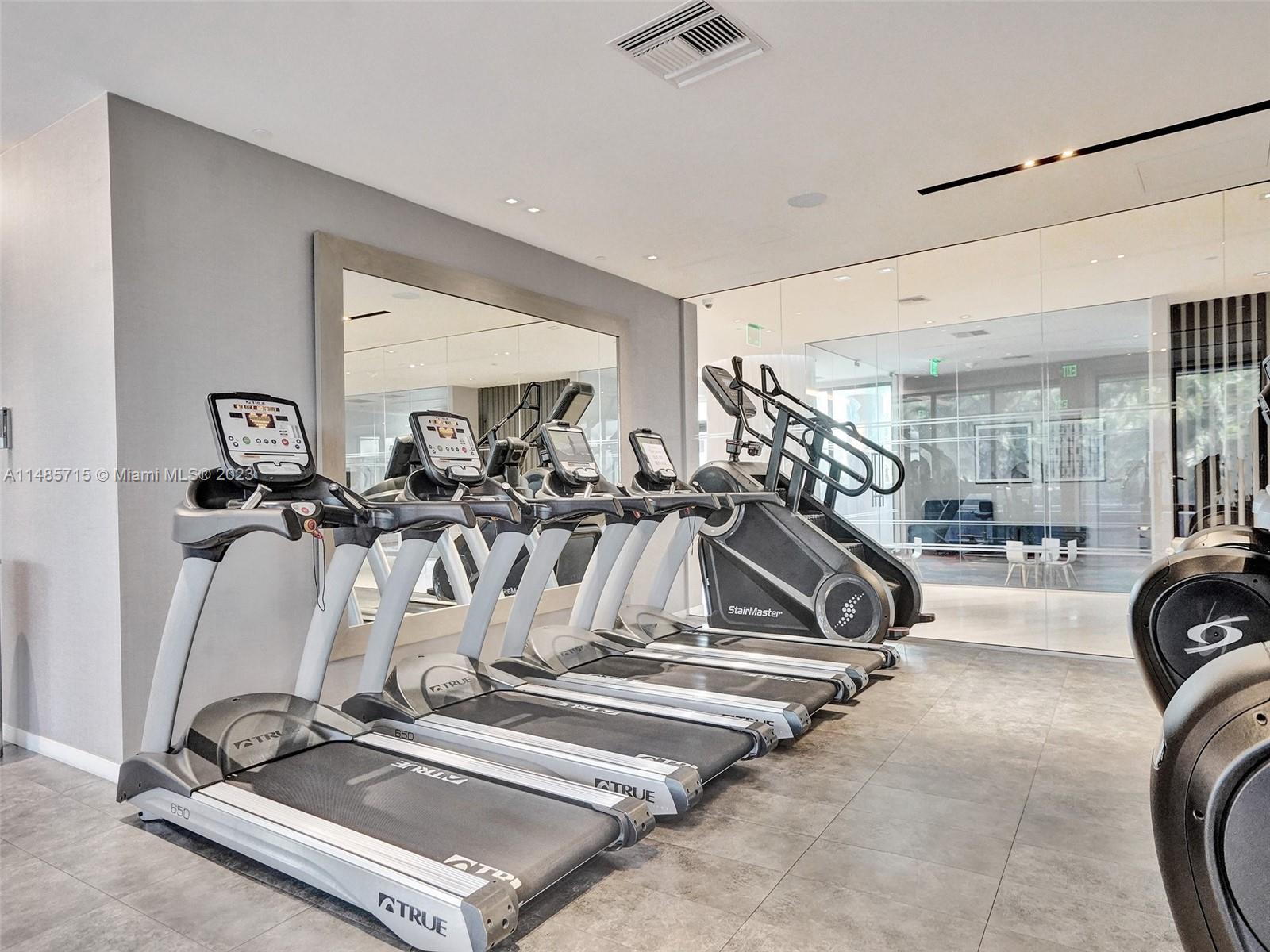 9 Island Ave 1806, Miami Beach, Florida 33139, 2 Bedrooms Bedrooms, ,2 BathroomsBathrooms,Residential,For Sale,9 Island Ave 1806,A11485715