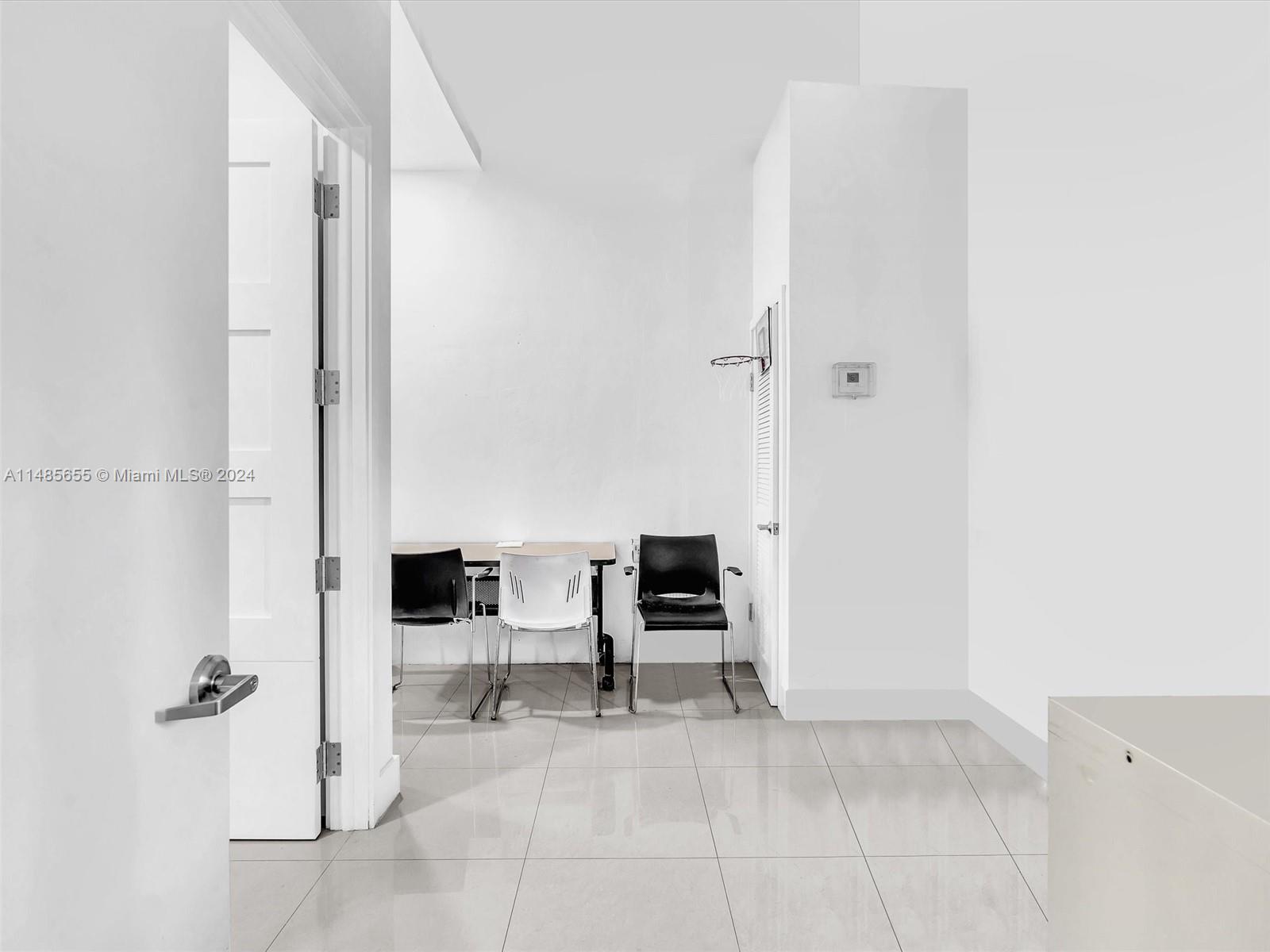 489 Rear of Office