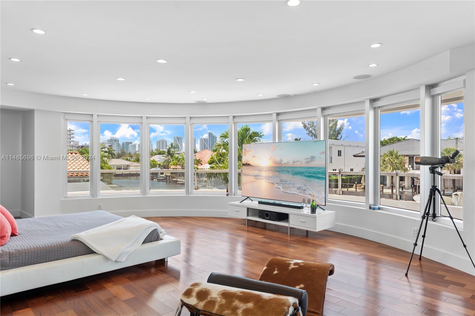 3344 167th St, North Miami Beach, FL, 33160 United States, 6 Bedrooms Bedrooms, ,6 BathroomsBathrooms,Residential,For Sale,167th St,A11485696