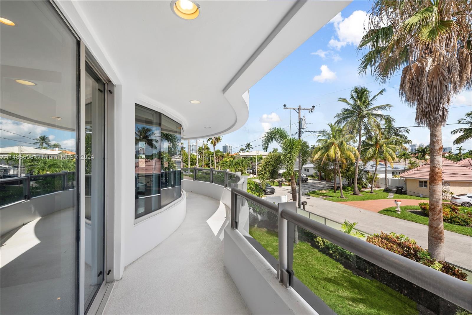 3344 167th St, North Miami Beach, FL, 33160 United States, 6 Bedrooms Bedrooms, ,6 BathroomsBathrooms,Residential,For Sale,167th St,A11485696