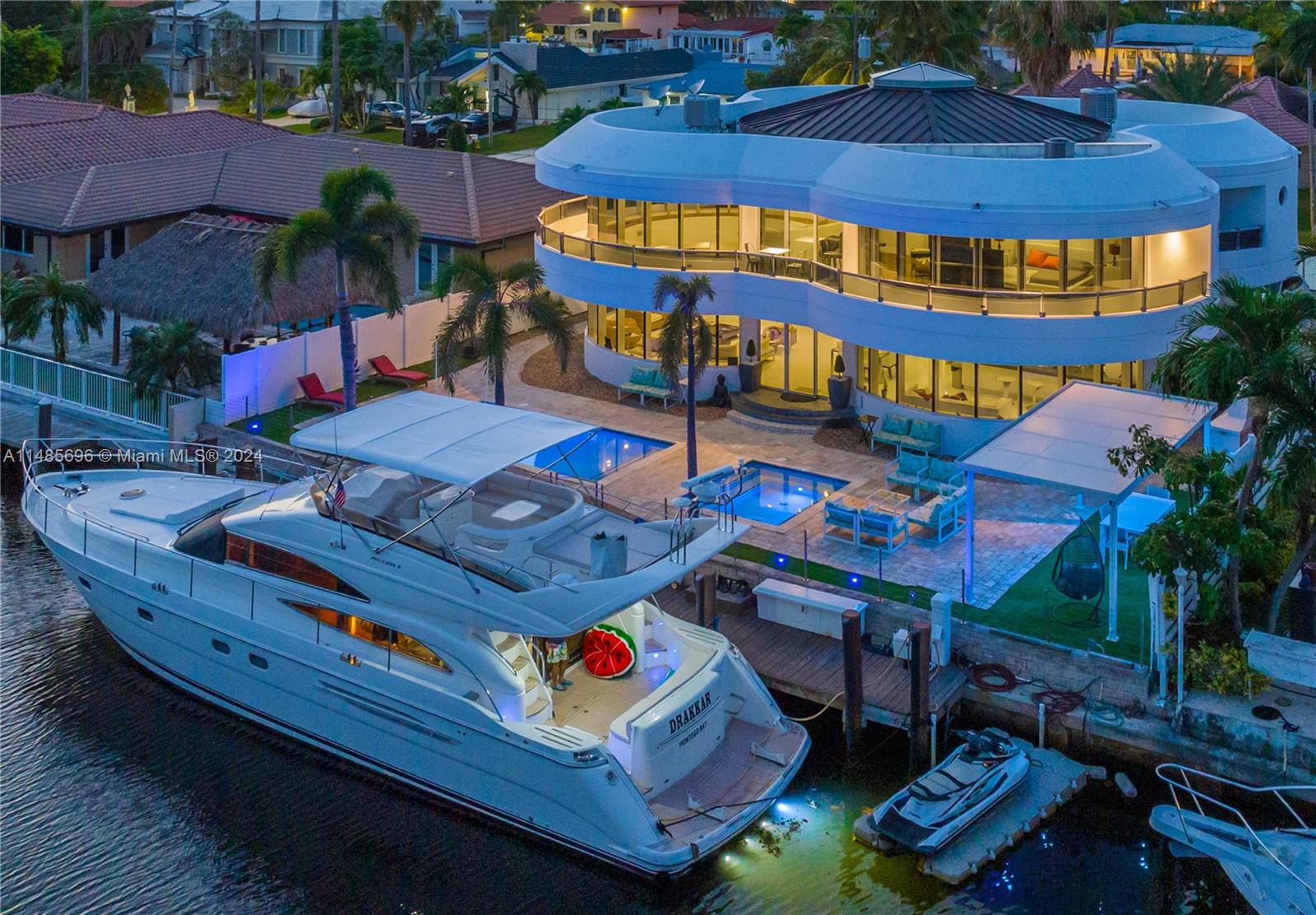 3344 167th St, North Miami Beach, FL, 33160 United States, 6 Bedrooms Bedrooms, ,6 BathroomsBathrooms,Residential,For Sale,167th St,A11485696