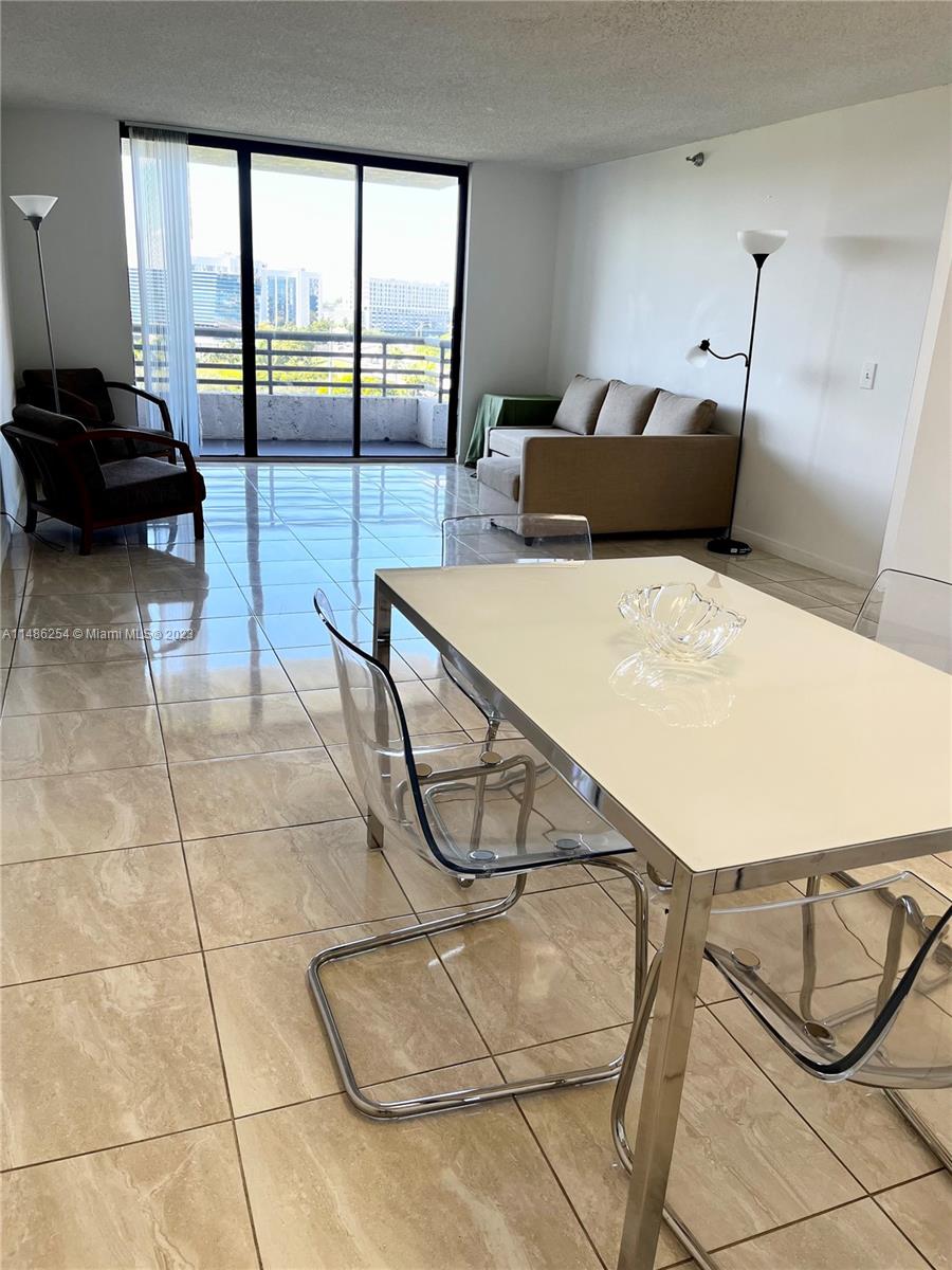 3300 NE 191st St 905, Aventura, Florida 33180, 2 Bedrooms Bedrooms, ,2 BathroomsBathrooms,Residentiallease,For Rent,3300 NE 191st St 905,A11486254