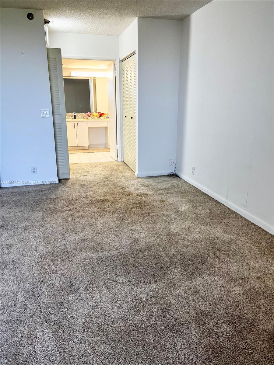 3300 NE 191st St 905, Aventura, Florida 33180, 2 Bedrooms Bedrooms, ,2 BathroomsBathrooms,Residentiallease,For Rent,3300 NE 191st St 905,A11486254