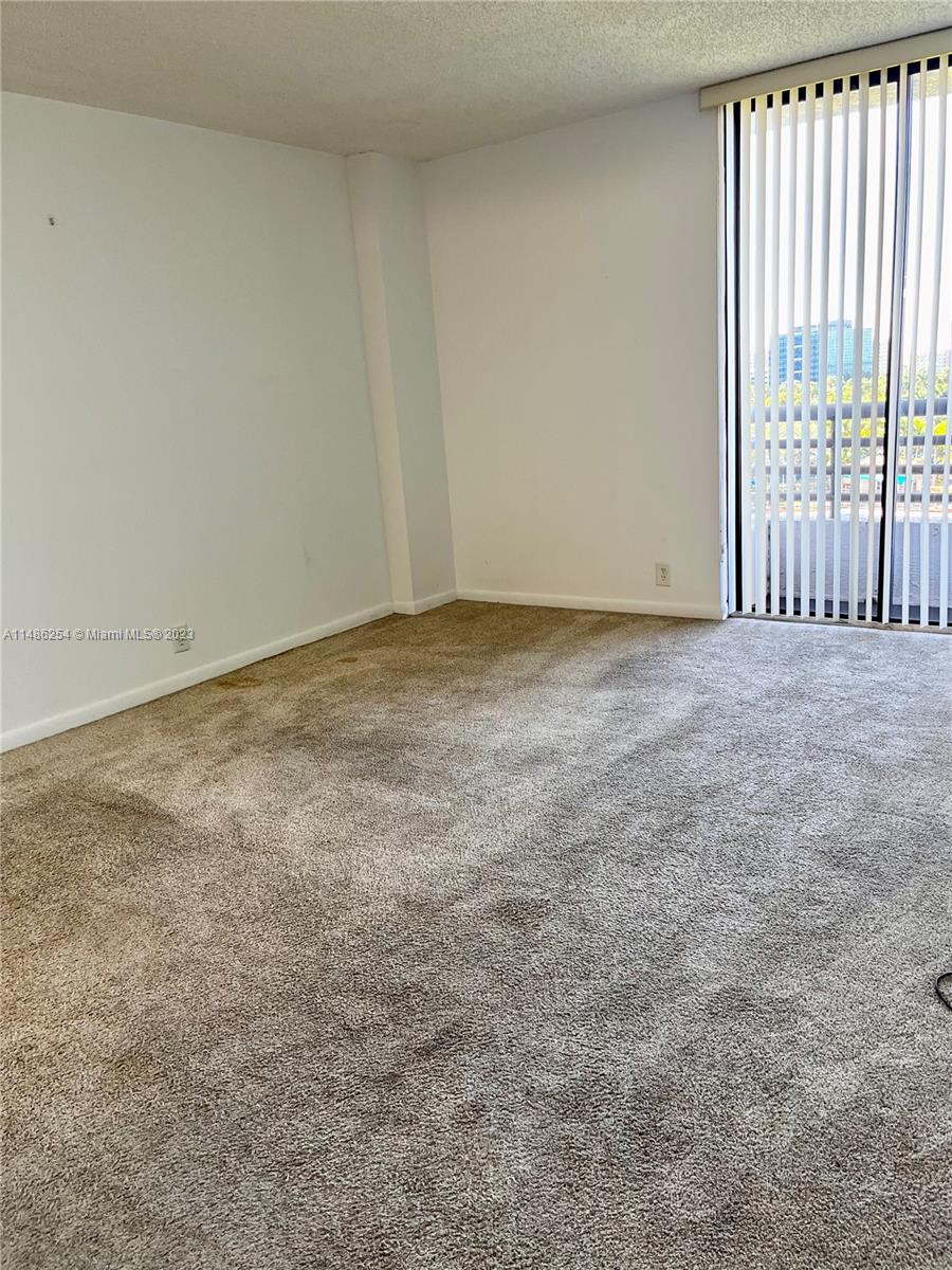 3300 NE 191st St 905, Aventura, Florida 33180, 2 Bedrooms Bedrooms, ,2 BathroomsBathrooms,Residentiallease,For Rent,3300 NE 191st St 905,A11486254