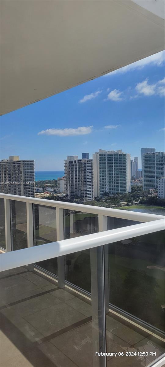 3625 N Country Club Dr 2507, Aventura, Florida 33180, 1 Bedroom Bedrooms, ,1 BathroomBathrooms,Residentiallease,For Rent,3625 N Country Club Dr 2507,A11486342