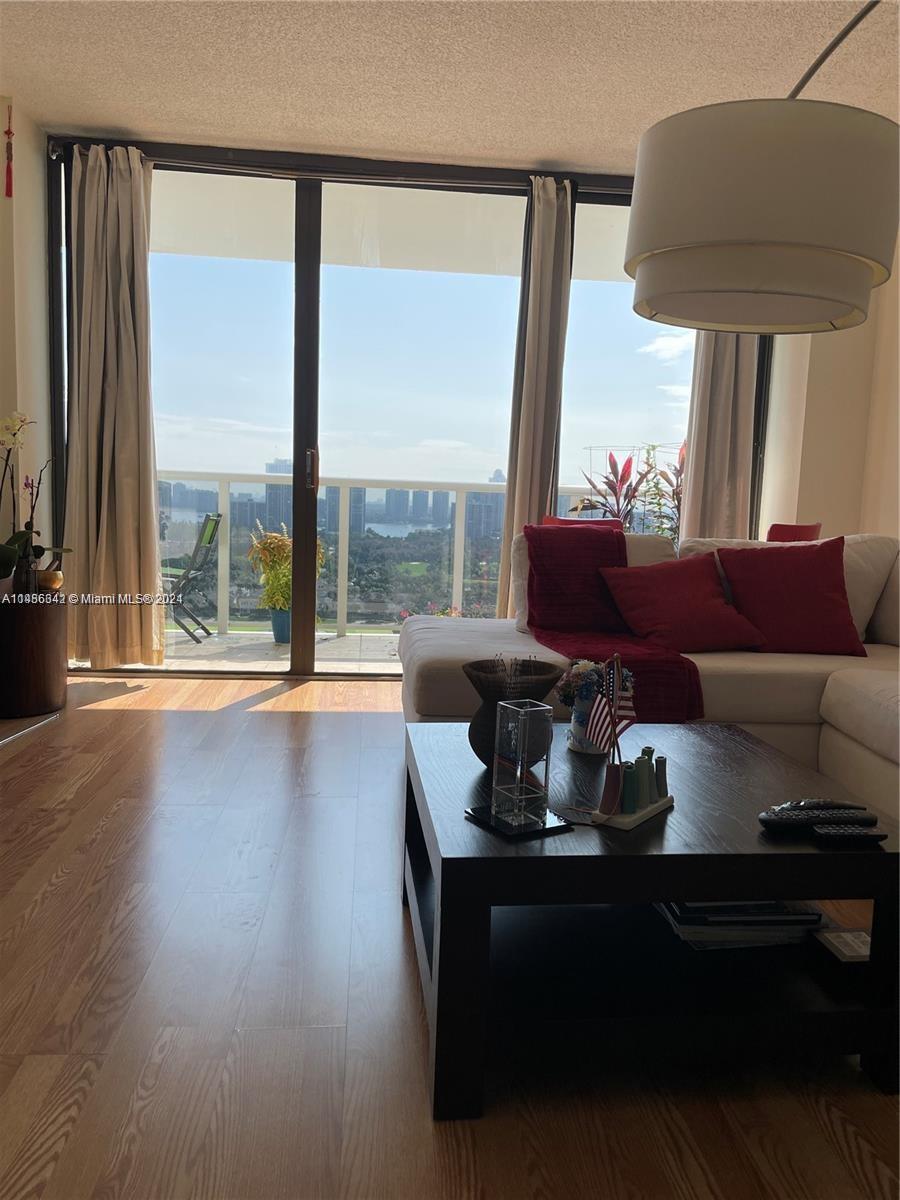 3625 N Country Club Dr 2507, Aventura, Florida 33180, 1 Bedroom Bedrooms, ,1 BathroomBathrooms,Residentiallease,For Rent,3625 N Country Club Dr 2507,A11486342