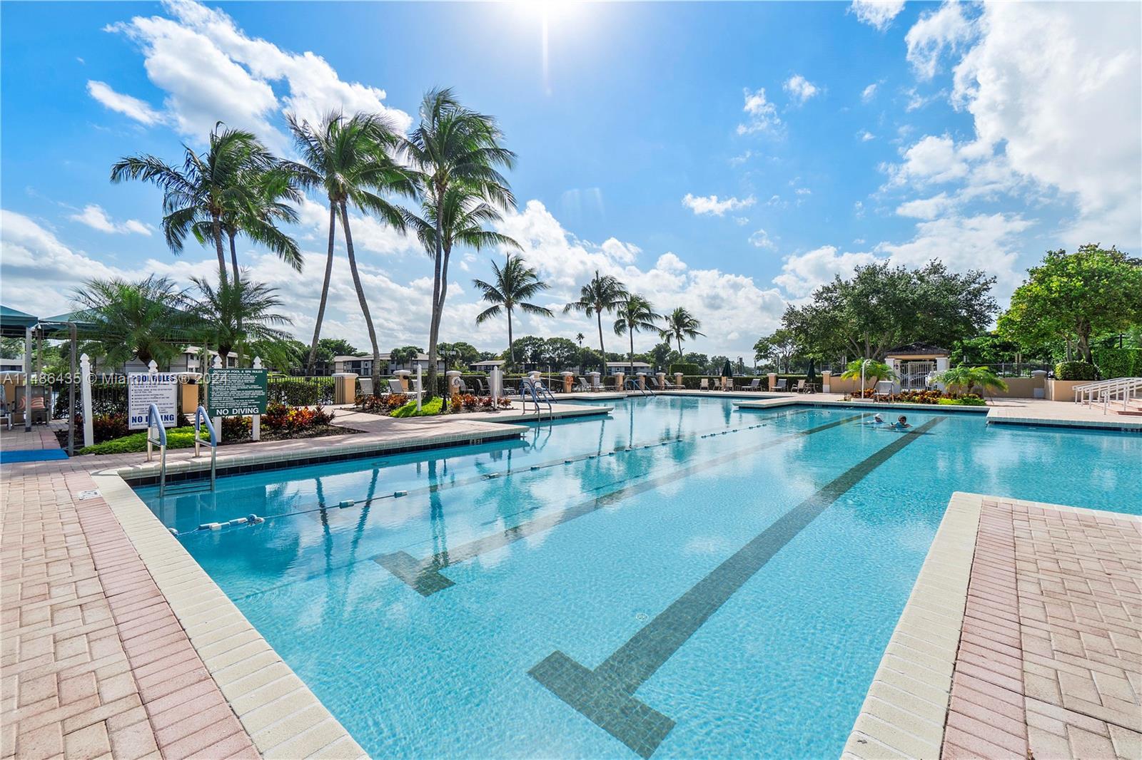 7763 Southampton Ter 213, Tamarac, Florida 33321, 2 Bedrooms Bedrooms, ,2 BathroomsBathrooms,Residential,For Sale,7763 Southampton Ter 213,A11486435