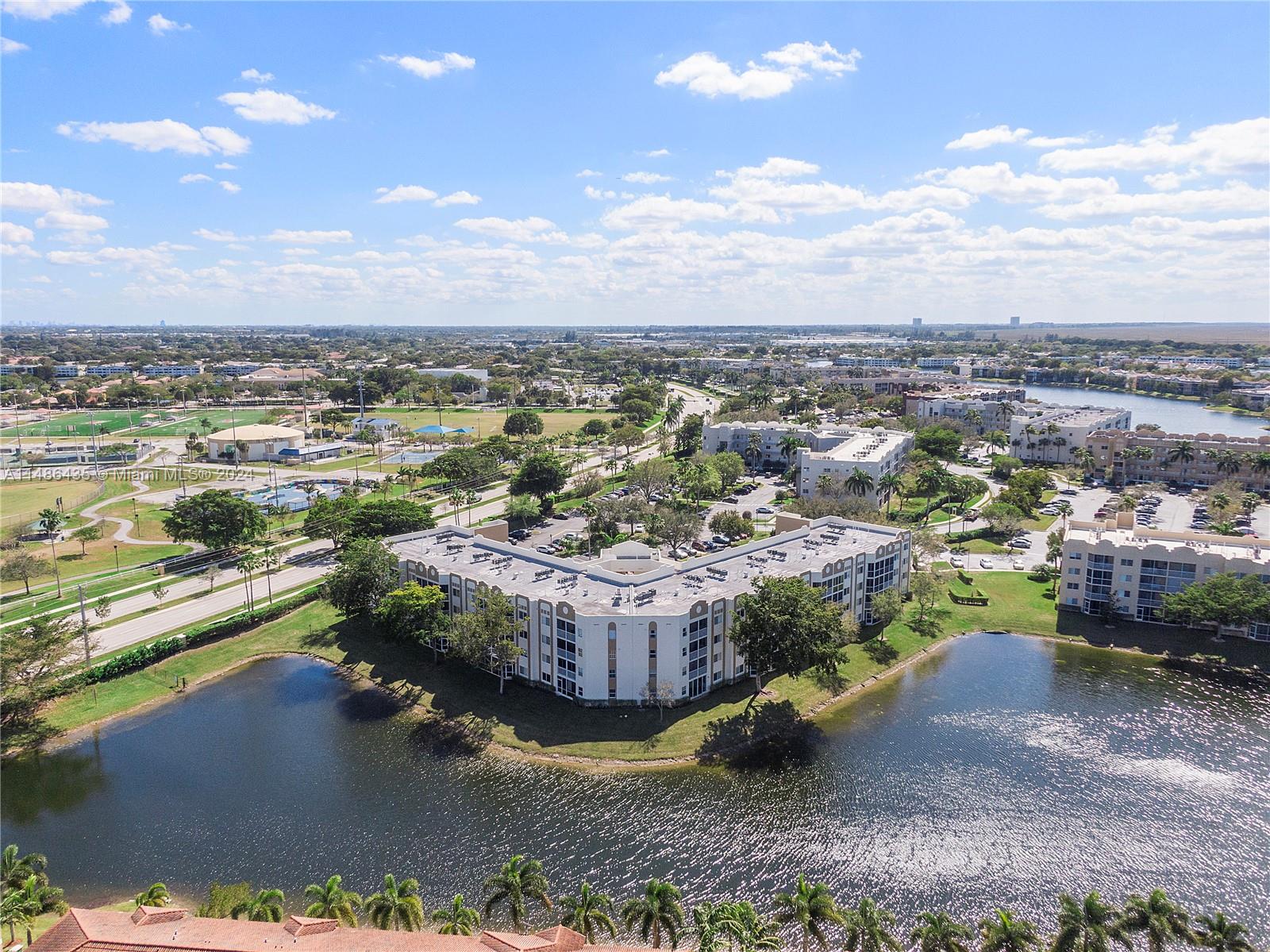 7763 Southampton Ter 213, Tamarac, Florida 33321, 2 Bedrooms Bedrooms, ,2 BathroomsBathrooms,Residential,For Sale,7763 Southampton Ter 213,A11486435