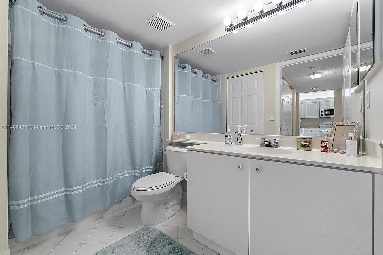 7763 Southampton Ter 213, Tamarac, Florida 33321, 2 Bedrooms Bedrooms, ,2 BathroomsBathrooms,Residential,For Sale,7763 Southampton Ter 213,A11486435