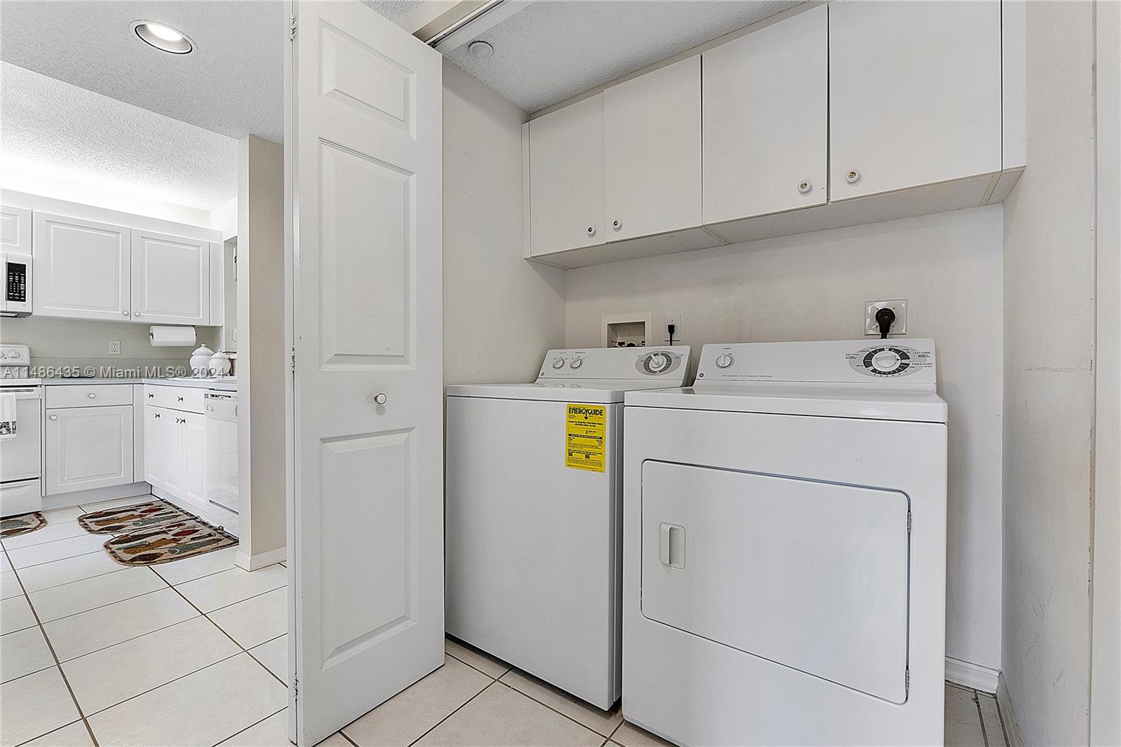 7763 Southampton Ter 213, Tamarac, Florida 33321, 2 Bedrooms Bedrooms, ,2 BathroomsBathrooms,Residential,For Sale,7763 Southampton Ter 213,A11486435