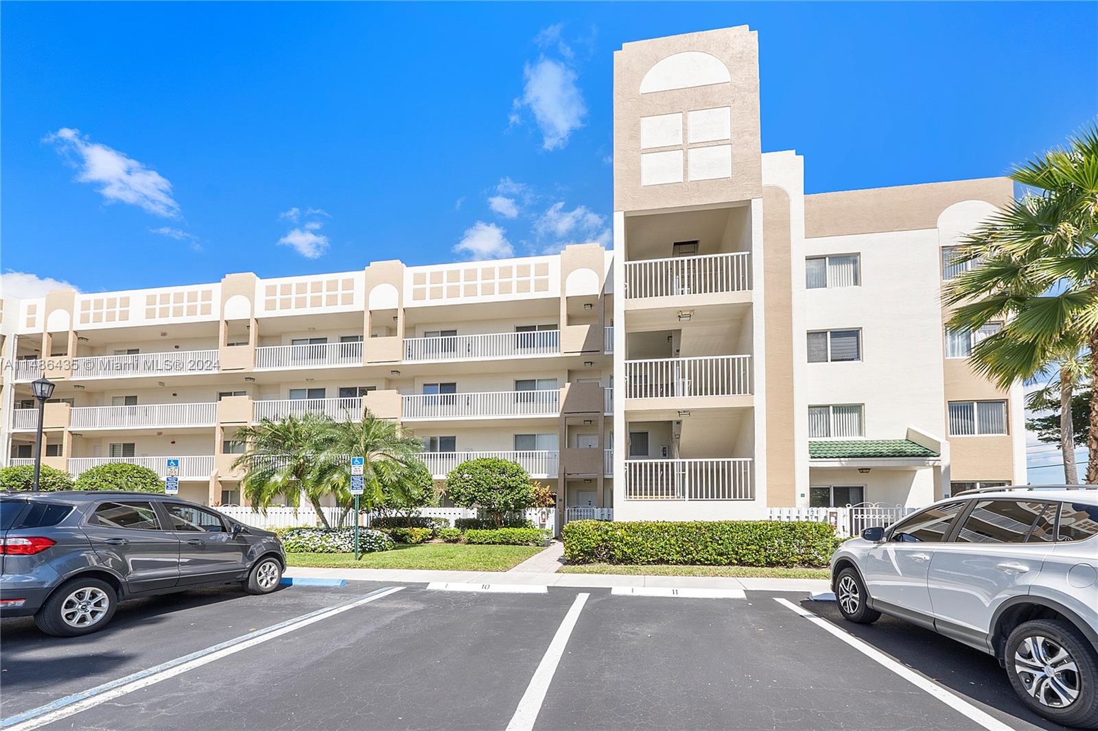 7763 Southampton Ter 213, Tamarac, Florida 33321, 2 Bedrooms Bedrooms, ,2 BathroomsBathrooms,Residential,For Sale,7763 Southampton Ter 213,A11486435