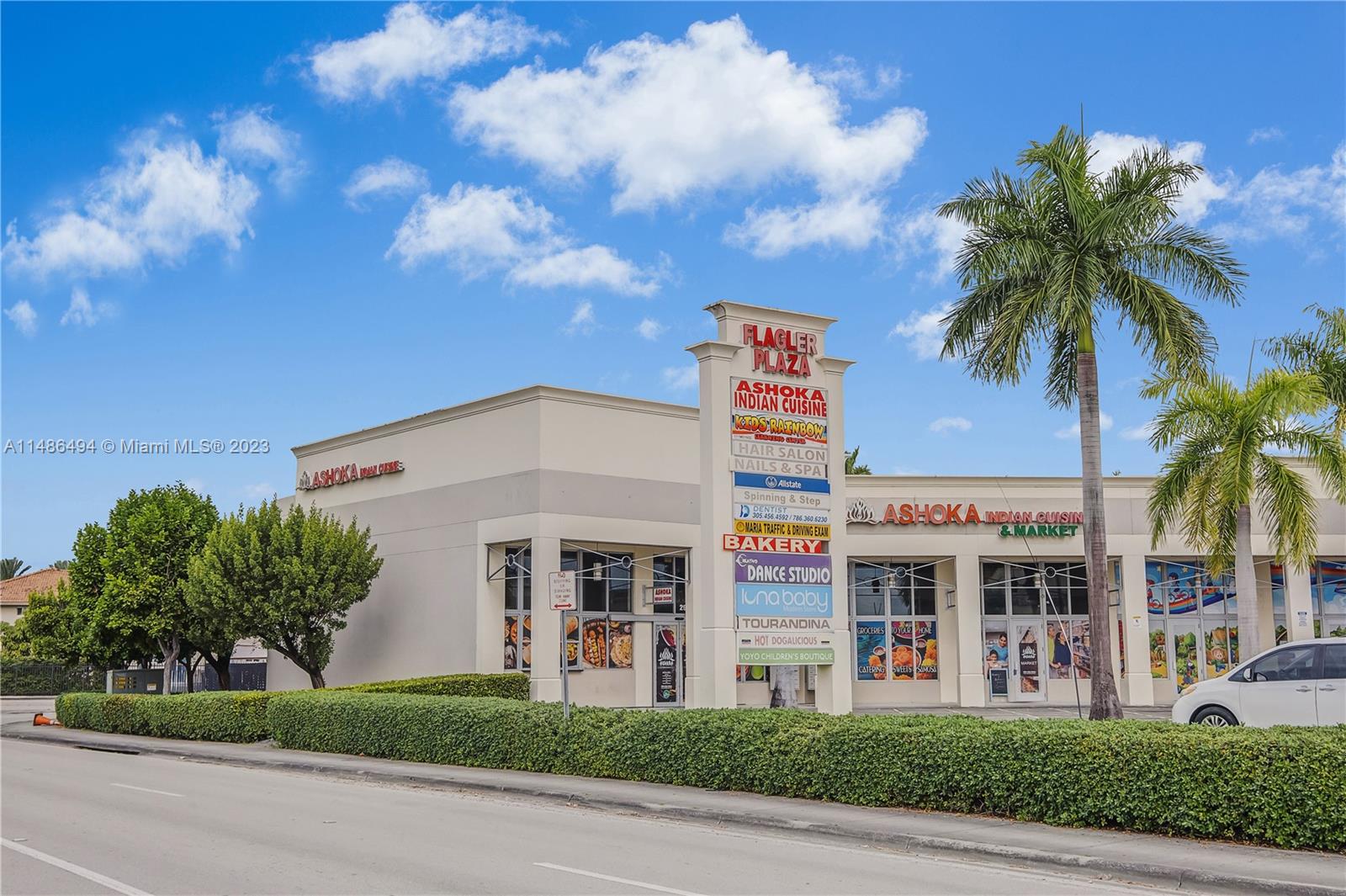 275 NW 82 AVE, Miami, Florida 33126, ,Businessopportunity,For Sale,275 NW 82 AVE,A11486494