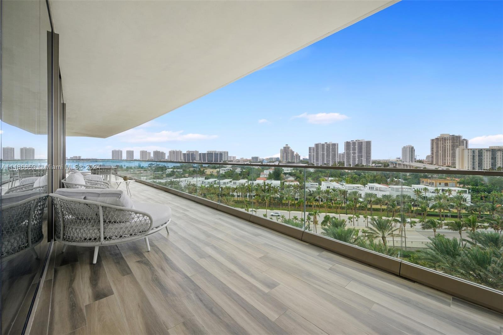 18975 Collins Ave, Sunny Isles Beach, FL, 33160 United States, 2 Bedrooms Bedrooms, ,2 BathroomsBathrooms,Residential,For Sale,Collins Ave,A11486659