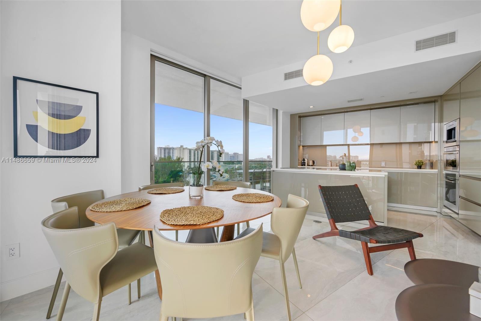 18975 Collins Ave, Sunny Isles Beach, FL, 33160 United States, 2 Bedrooms Bedrooms, ,2 BathroomsBathrooms,Residential,For Sale,Collins Ave,A11486659