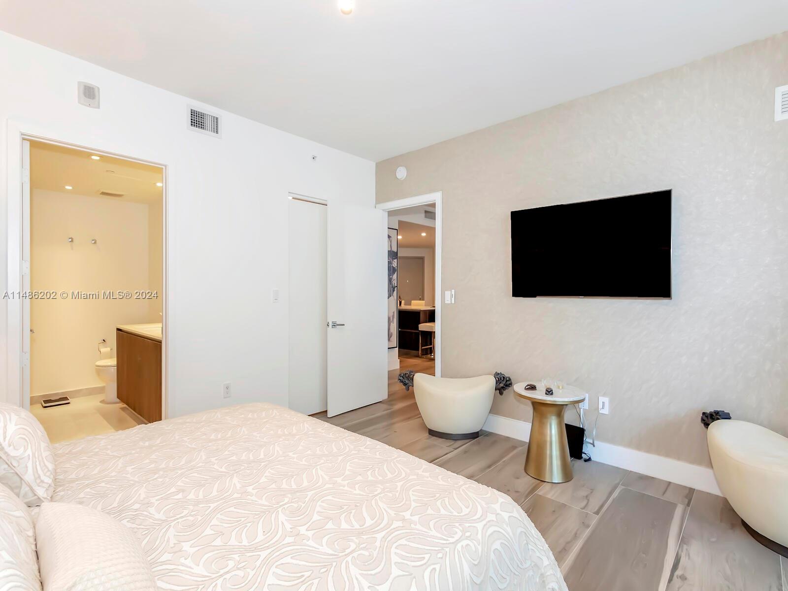 488 NE 18th St 2111, Miami, Florida 33132, 2 Bedrooms Bedrooms, ,3 BathroomsBathrooms,Residential,For Sale,488 NE 18th St 2111,A11486202