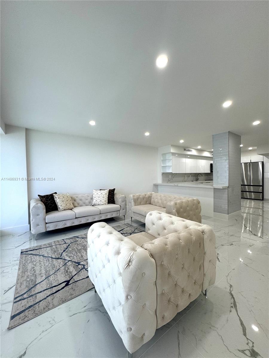 3430 Galt Ocean Dr, Fort Lauderdale, FL, 33308 United States, 2 Bedrooms Bedrooms, ,2 BathroomsBathrooms,Residential,For Sale,Galt Ocean Dr,A11486931