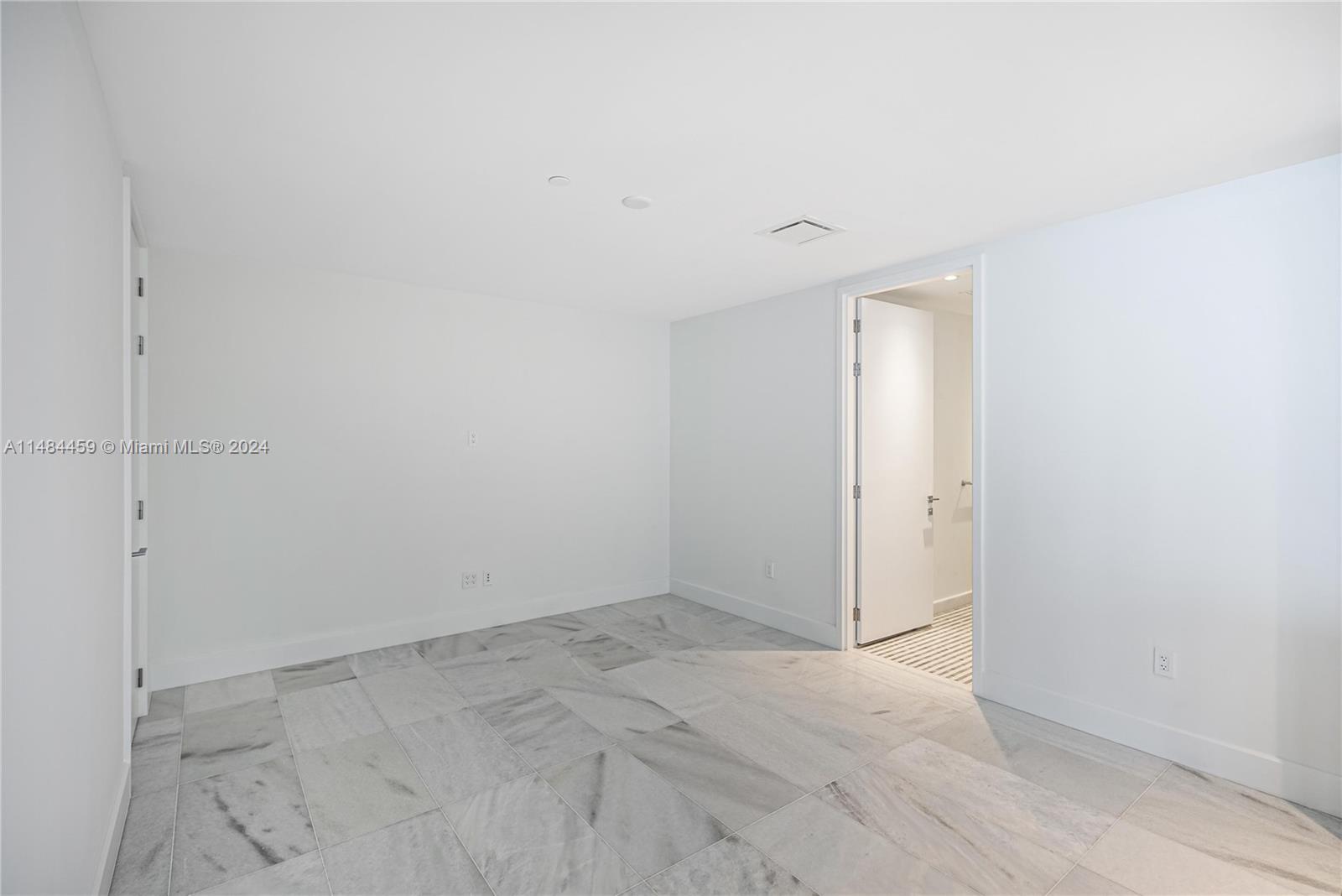 700 26th ter, Miami, FL, 33137 United States, 2 Bedrooms Bedrooms, ,3 BathroomsBathrooms,Residential,For Sale,26th ter,A11484459