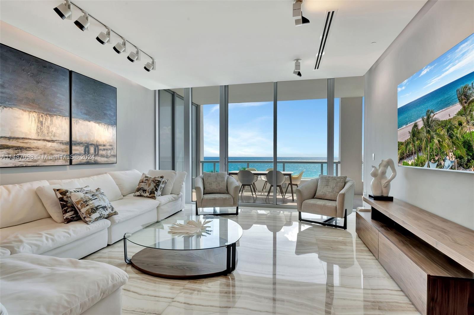 6799 Collins Ave 406, Miami Beach, Florida 33141, 3 Bedrooms Bedrooms, ,3 BathroomsBathrooms,Residential,For Sale,6799 Collins Ave 406,A11487098