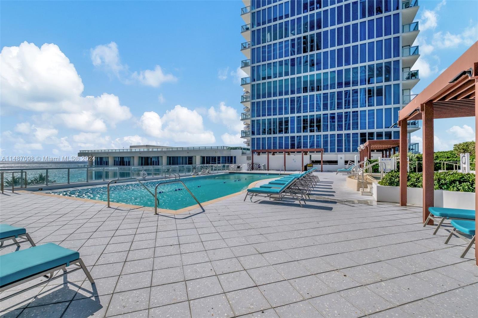 6799 Collins Ave 406, Miami Beach, Florida 33141, 3 Bedrooms Bedrooms, ,3 BathroomsBathrooms,Residential,For Sale,6799 Collins Ave 406,A11487098