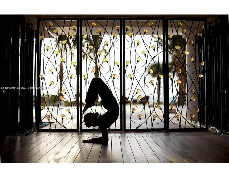 6799 Collins Ave 406, Miami Beach, Florida 33141, 3 Bedrooms Bedrooms, ,3 BathroomsBathrooms,Residential,For Sale,6799 Collins Ave 406,A11487098