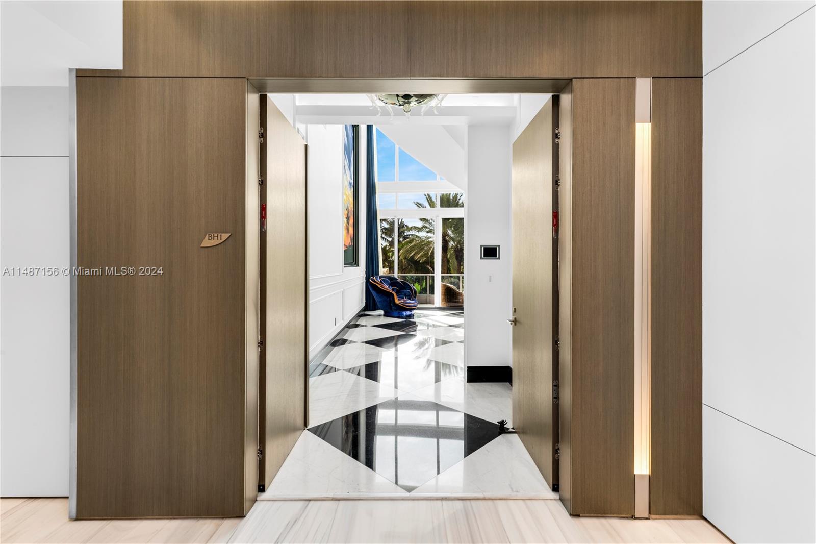 1455 Ocean Dr, Miami Beach, FL, 33139 United States, 3 Bedrooms Bedrooms, ,4 BathroomsBathrooms,Residential,For Sale,Ocean Dr,A11487156