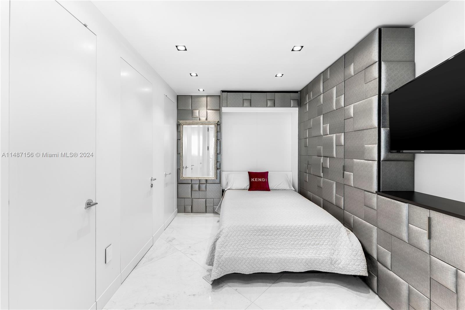 1455 Ocean Dr, Miami Beach, FL, 33139 United States, 3 Bedrooms Bedrooms, ,4 BathroomsBathrooms,Residential,For Sale,Ocean Dr,A11487156