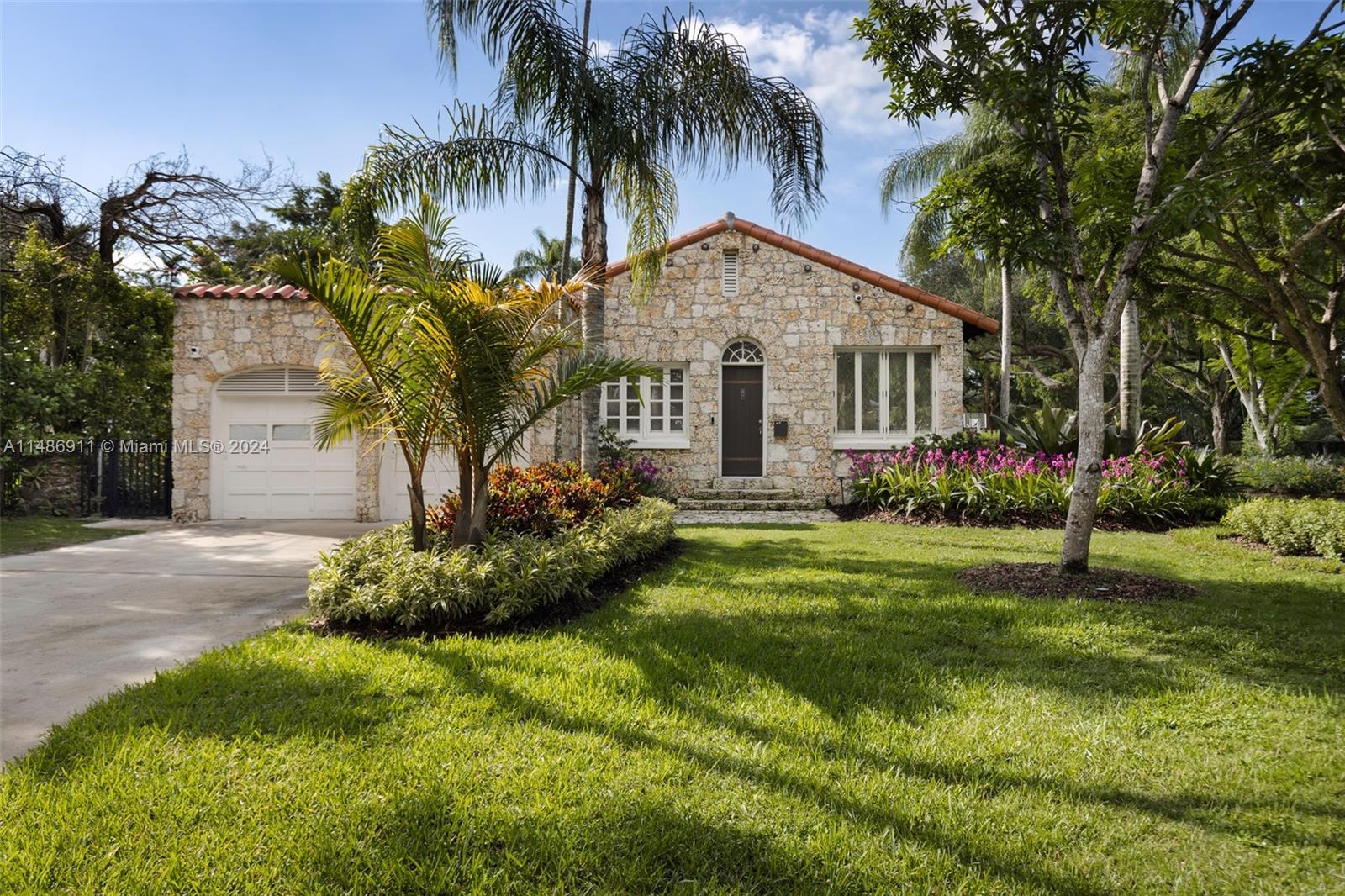 3903 Granada Blvd, Coral Gables, FL, 33134 United States, 3 Bedrooms Bedrooms, ,3 BathroomsBathrooms,Residential,For Sale,Granada Blvd,A11486911