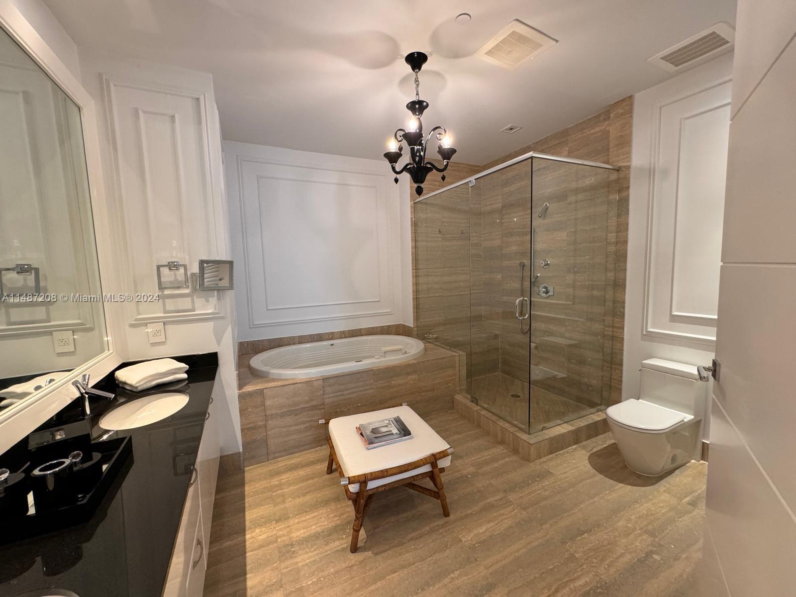 15811 Collins Ave 3302, Sunny Isles Beach, Florida 33160, 3 Bedrooms Bedrooms, ,3 BathroomsBathrooms,Residential,For Sale,15811 Collins Ave 3302,A11487208
