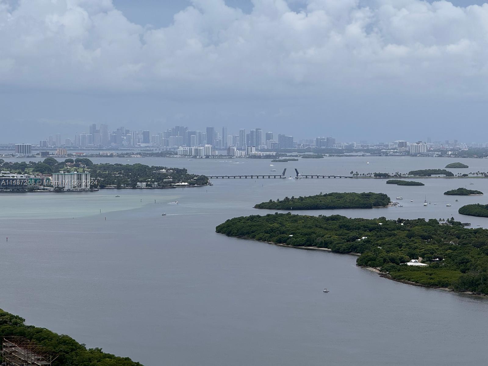 15811 Collins Ave 3302, Sunny Isles Beach, Florida 33160, 3 Bedrooms Bedrooms, ,3 BathroomsBathrooms,Residential,For Sale,15811 Collins Ave 3302,A11487208
