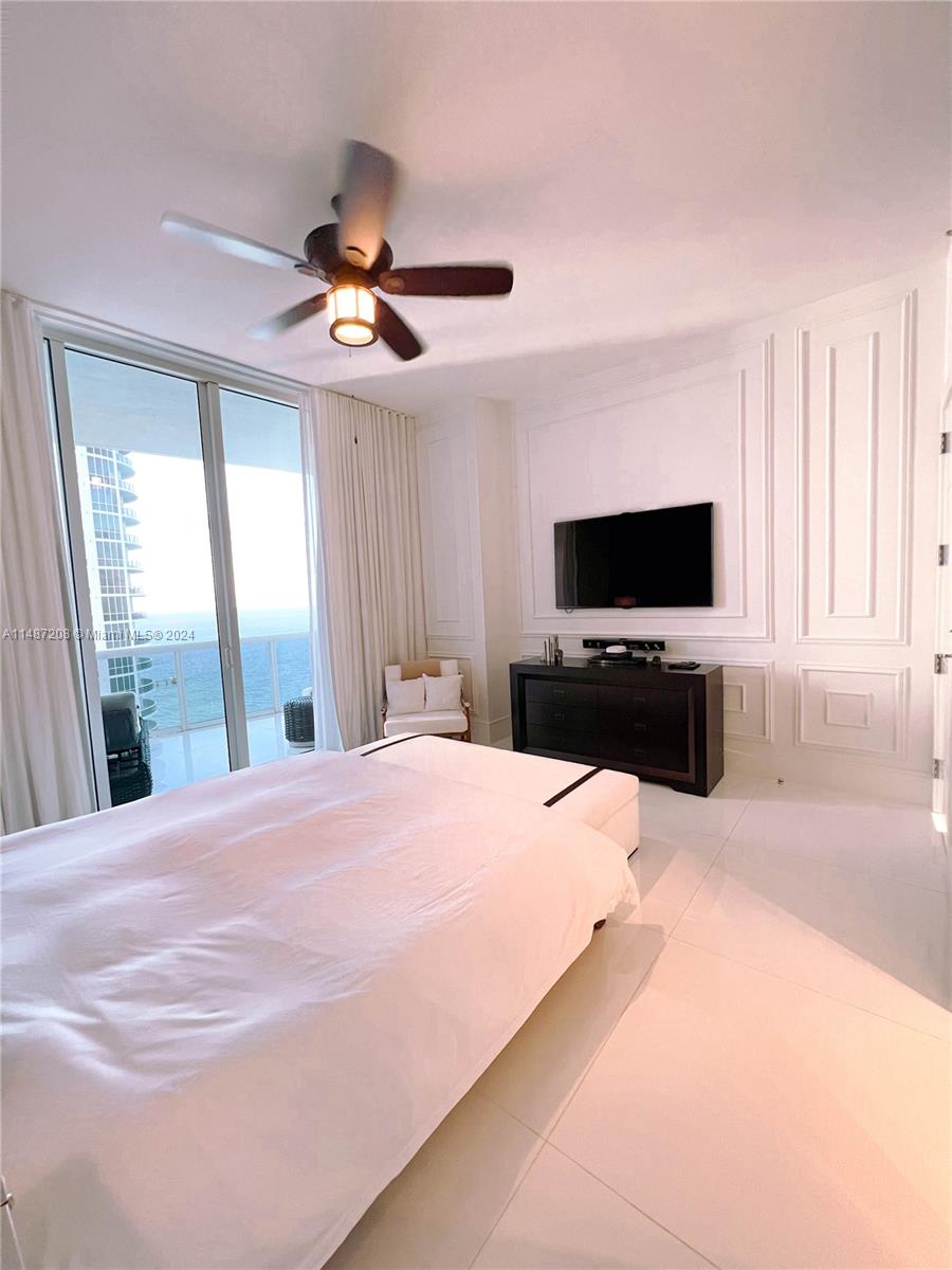 15811 Collins Ave 3302, Sunny Isles Beach, Florida 33160, 3 Bedrooms Bedrooms, ,3 BathroomsBathrooms,Residential,For Sale,15811 Collins Ave 3302,A11487208