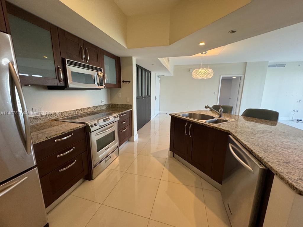 20000 Country Club Dr, Aventura, FL, 33180 United States, 3 Bedrooms Bedrooms, ,3 BathroomsBathrooms,Residential,For Sale,Country Club Dr,A11487317