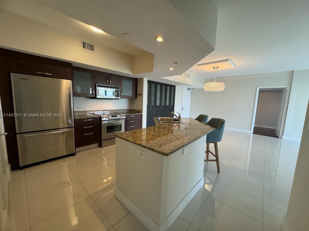 20000 Country Club Dr, Aventura, FL, 33180 United States, 3 Bedrooms Bedrooms, ,3 BathroomsBathrooms,Residential,For Sale,Country Club Dr,A11487317