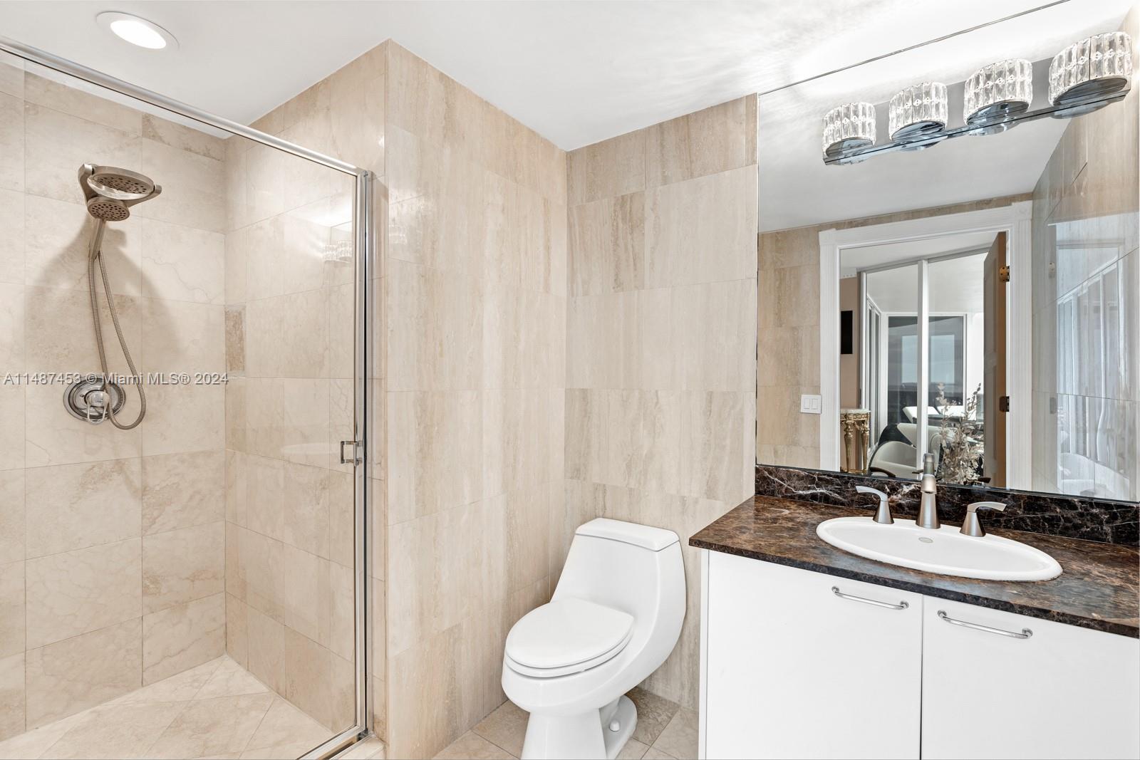 17555 Collins Ave, Sunny Isles Beach, FL, 33160 United States, 3 Bedrooms Bedrooms, ,3 BathroomsBathrooms,Residential,For Sale,Collins Ave,A11487453