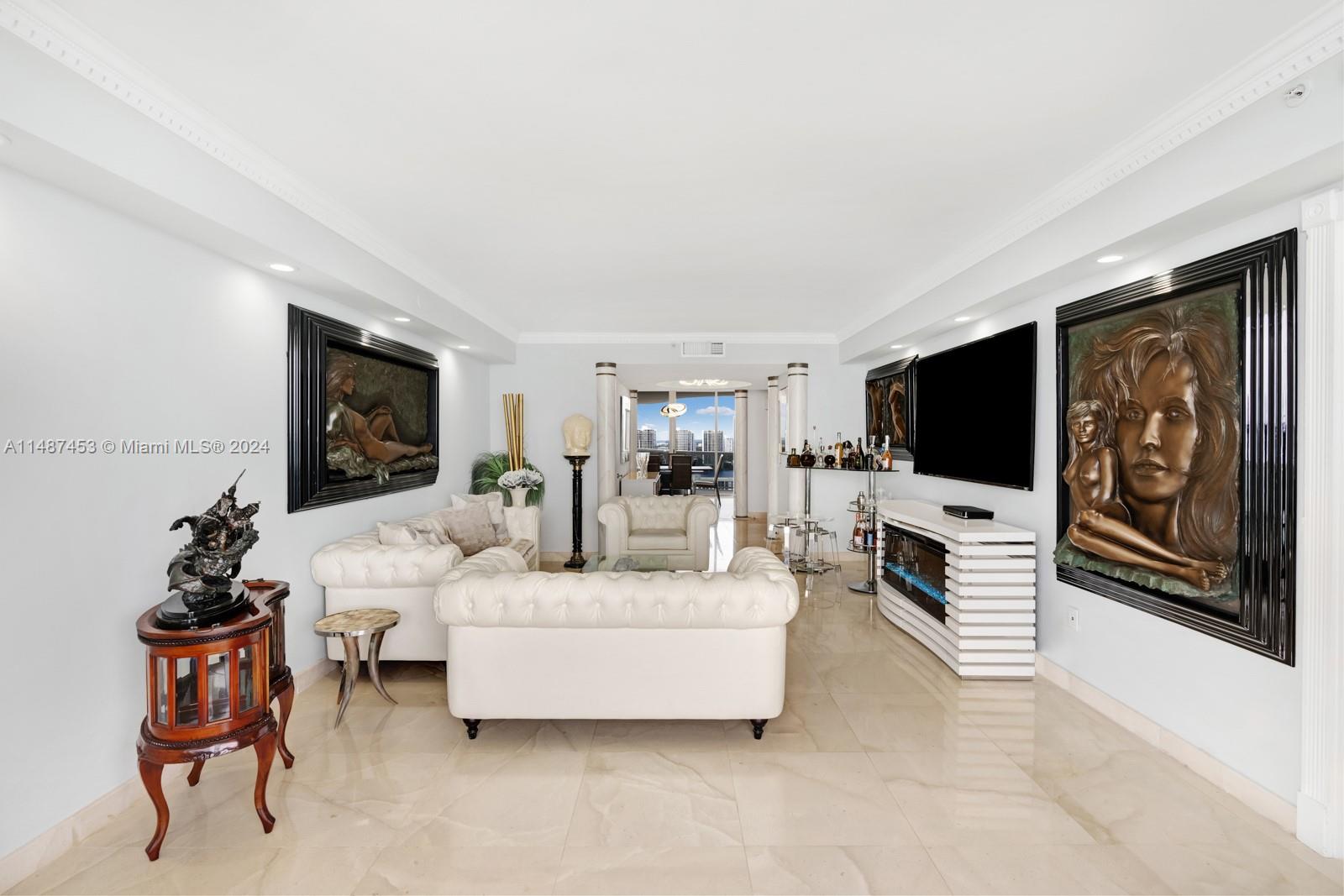 17555 Collins Ave, Sunny Isles Beach, FL, 33160 United States, 3 Bedrooms Bedrooms, ,3 BathroomsBathrooms,Residential,For Sale,Collins Ave,A11487453
