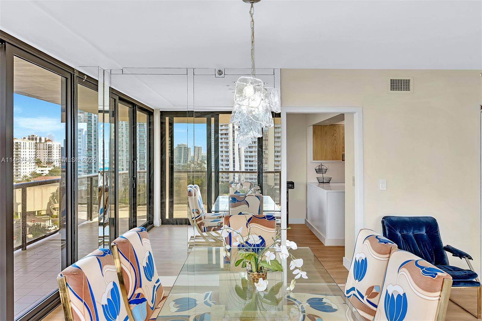 19667 Turnberry Way, Aventura, FL, 33180 United States, 2 Bedrooms Bedrooms, ,2 BathroomsBathrooms,Residential,For Sale,Turnberry Way,A11487543