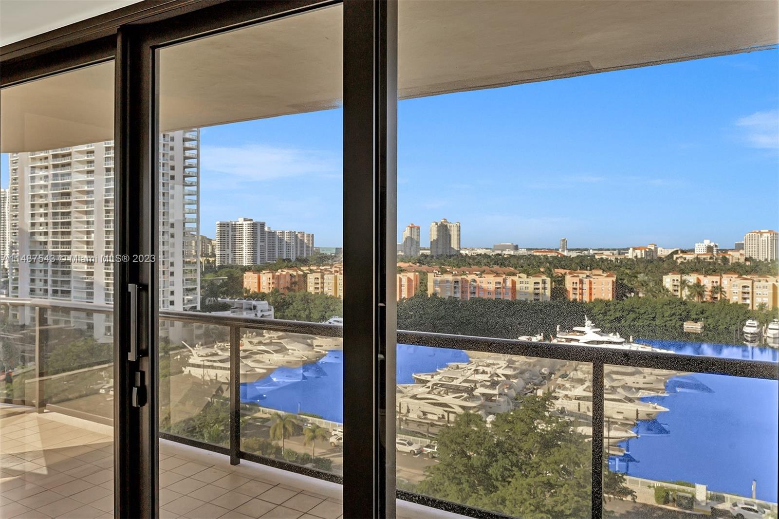 19667 Turnberry Way, Aventura, FL, 33180 United States, 2 Bedrooms Bedrooms, ,2 BathroomsBathrooms,Residential,For Sale,Turnberry Way,A11487543