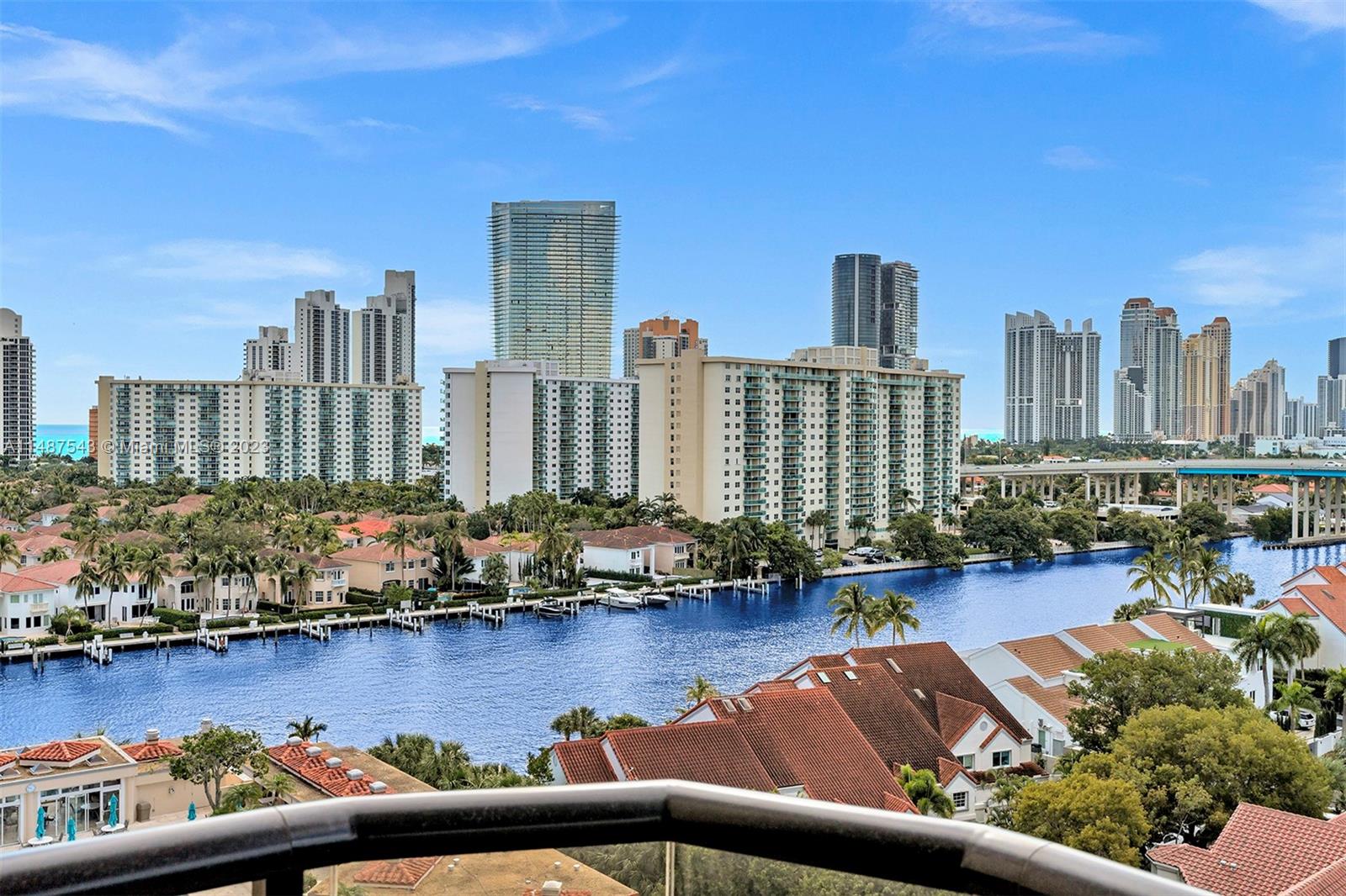 19667 Turnberry Way, Aventura, FL, 33180 United States, 2 Bedrooms Bedrooms, ,2 BathroomsBathrooms,Residential,For Sale,Turnberry Way,A11487543